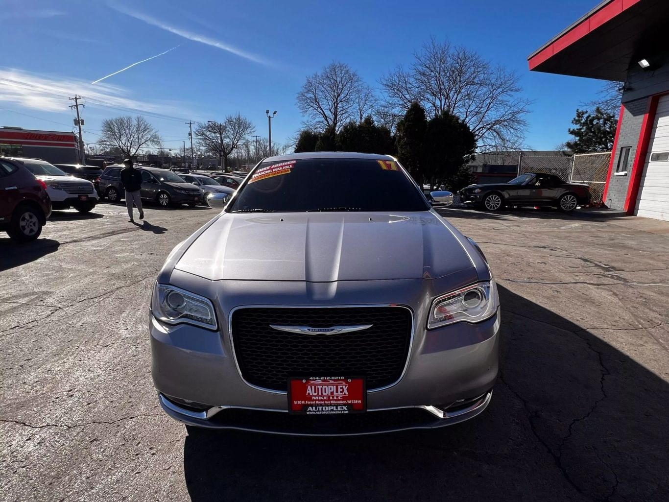 2017 Chrysler 300 - Image 6