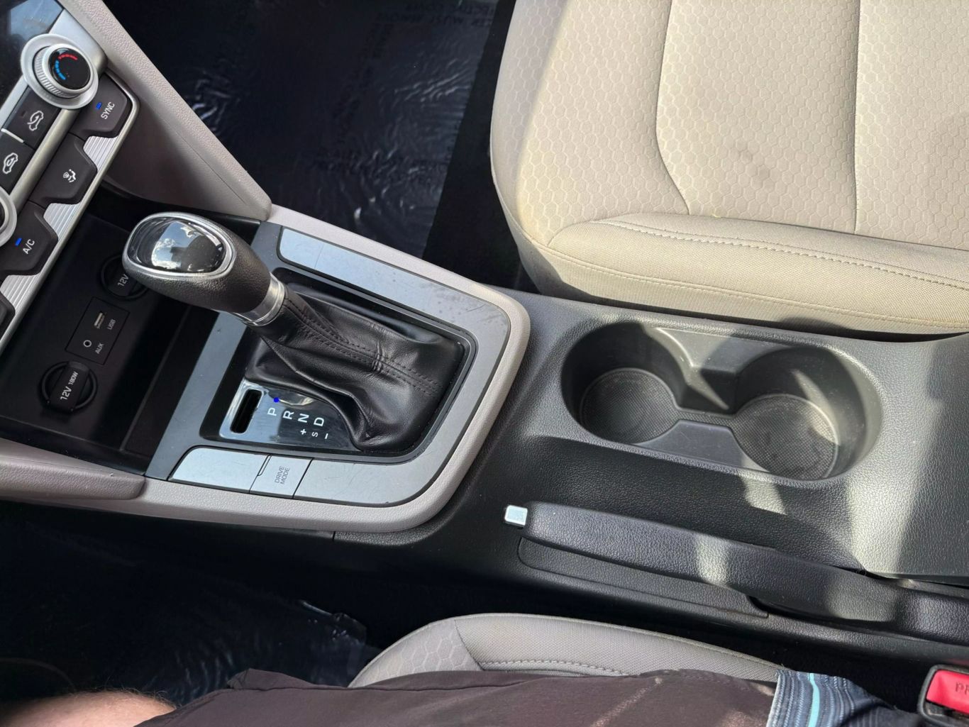 2020 HYUNDAI ELANTRA SEDAN 4-CYL, SULEV, 2.0 LITER SEL SEDAN 4D