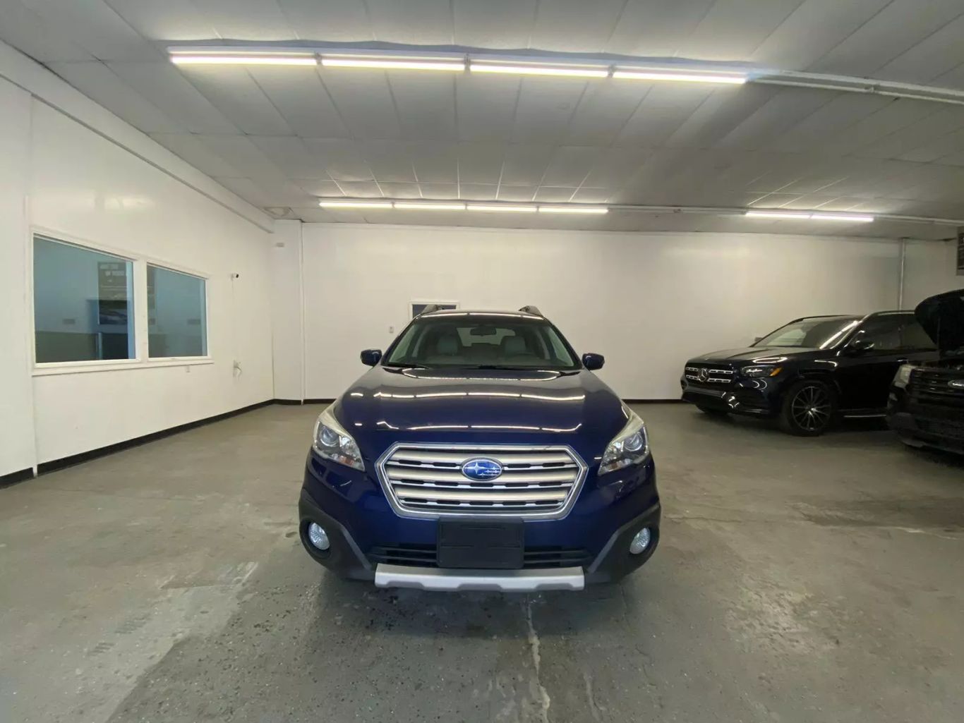 Buy Used 2015 SUBARU OUTBACK WAGON 4-CYL, PZEV, 2.5 LITER 2.5I LIMITED WAGON 4D Near Me