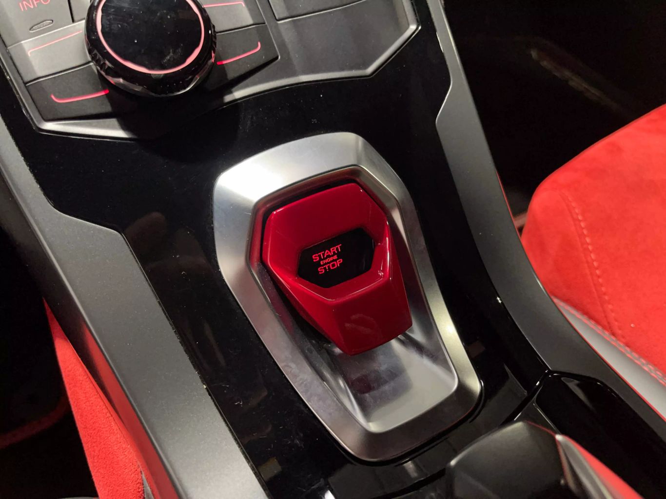 2015 LAMBORGHINI HURACAN COUPE V10, 5.2 LITER LP 610-4 COUPE 2D
