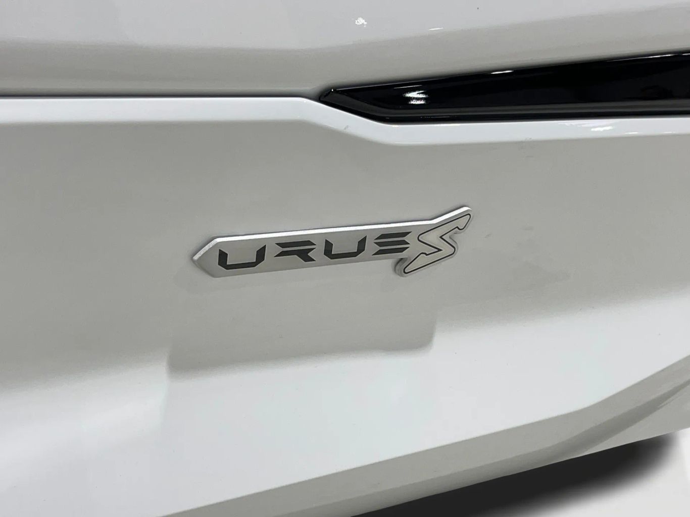 2024 LAMBORGHINI URUS SUV V8, TWIN TURBO, 4.0 LITER S SPORT UTILITY 4D