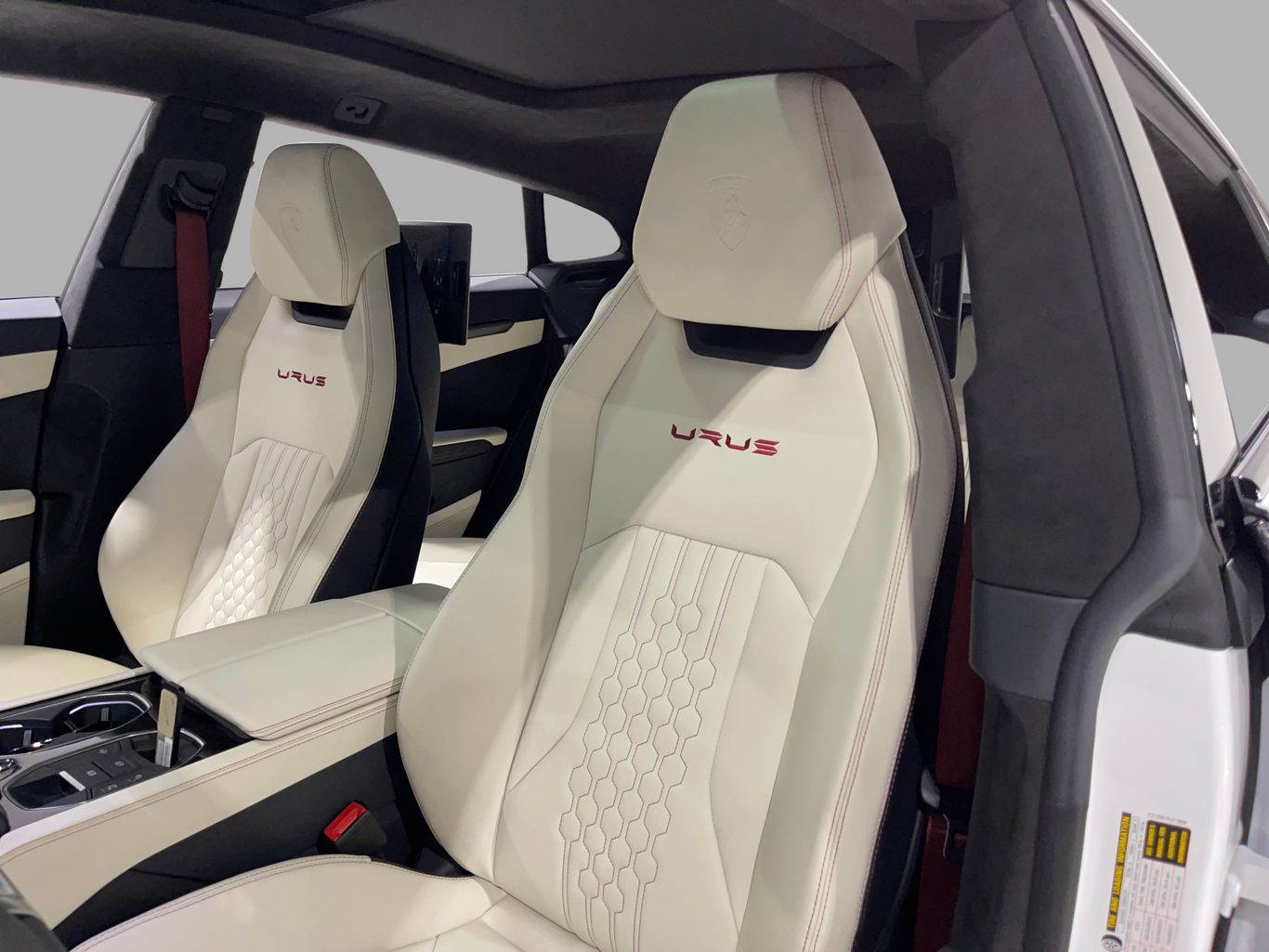 2024 LAMBORGHINI URUS SUV V8, TWIN TURBO, 4.0 LITER S SPORT UTILITY 4D