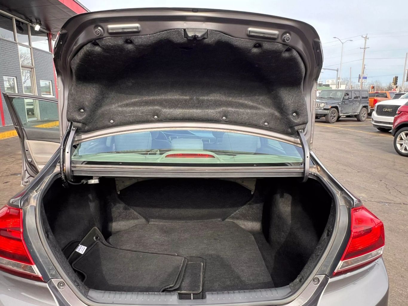 2014 Honda Civic - Image 20