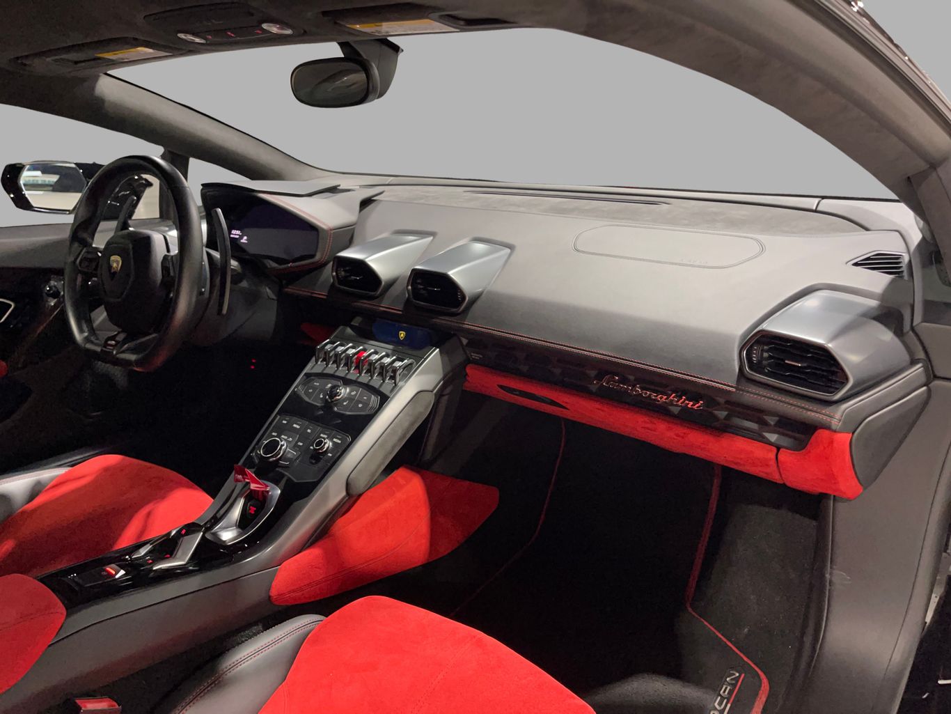2015 LAMBORGHINI HURACAN COUPE V10, 5.2 LITER LP 610-4 COUPE 2D