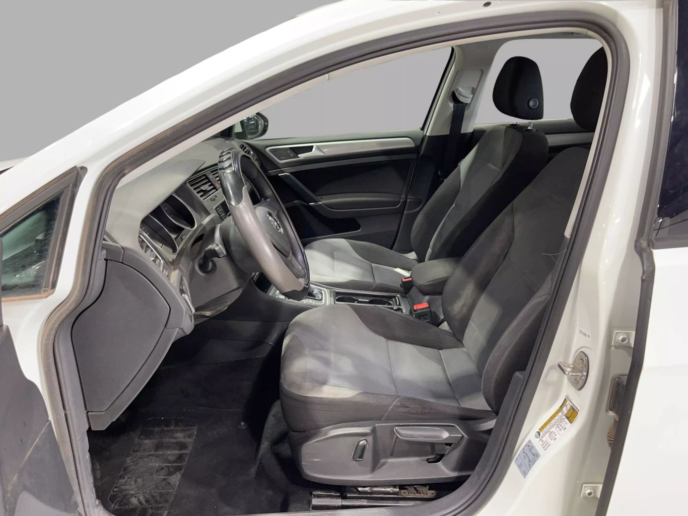 2016 VOLKSWAGEN E-GOLF HATCHBACK ELECTRIC MOTOR SE HATCHBACK SEDAN 4D