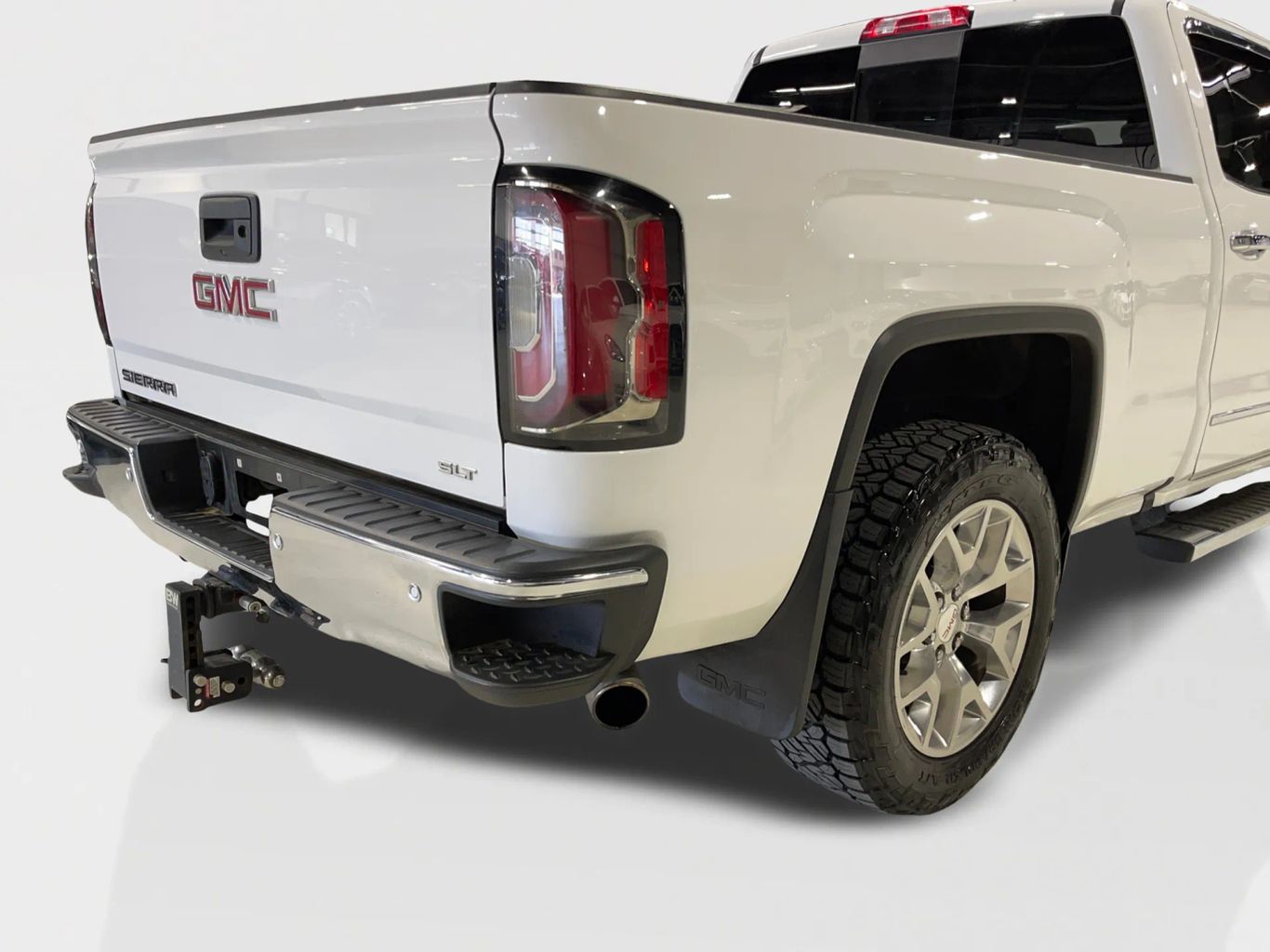 2017 GMC SIERRA 1500 CREW CAB PICKUP V8, ECOTEC3, 6.2 LITER SLT PICKUP 4D 5 3/4 FT