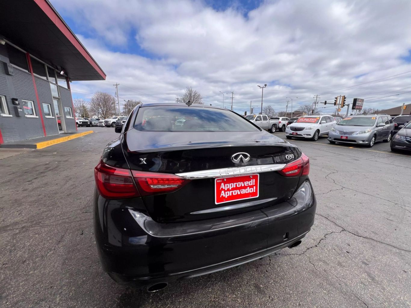 2020 Infiniti Q50 - Image 12