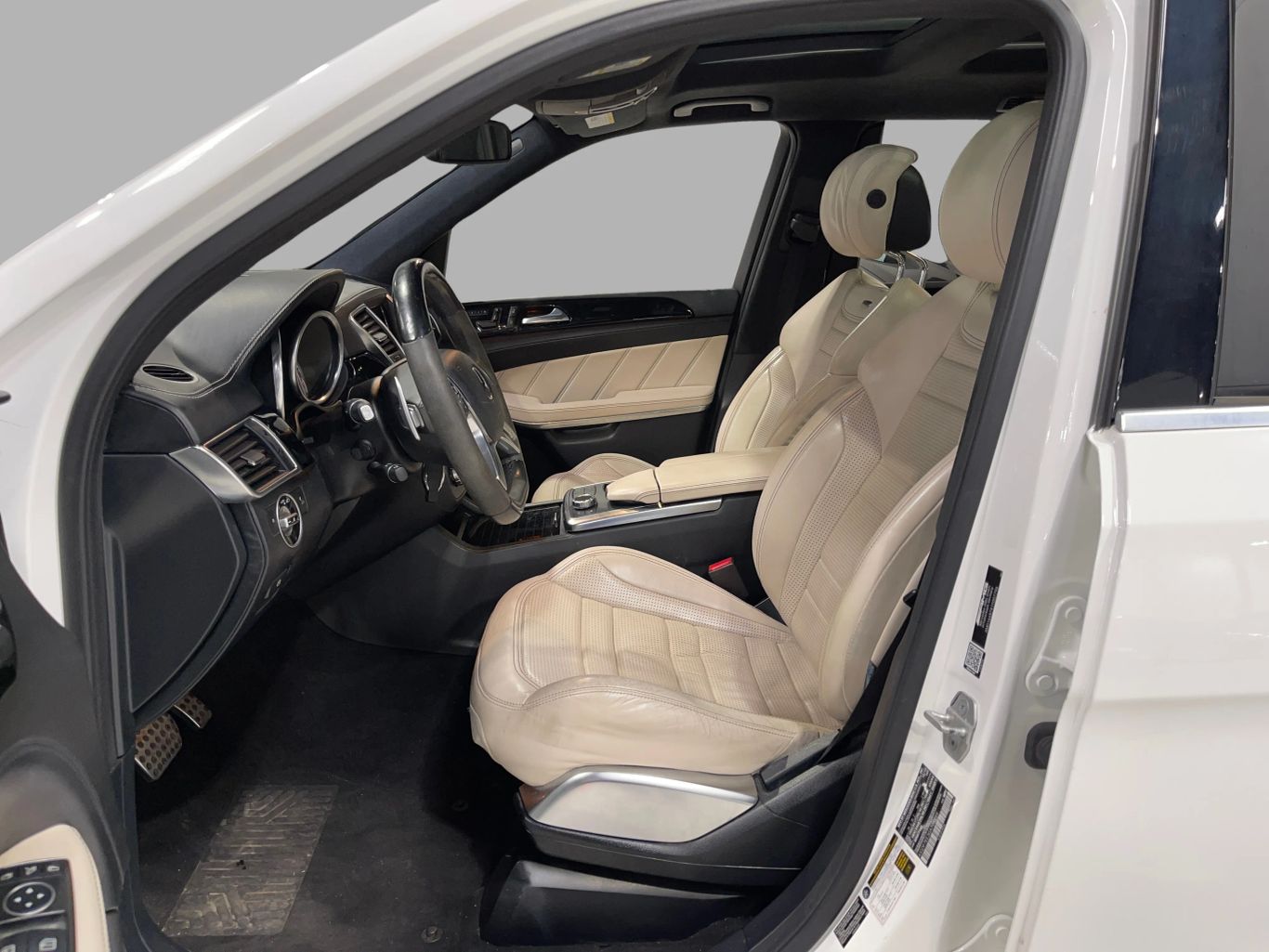2016 MERCEDES-BENZ GL-CLASS SUV V8, TWIN TURBO, 5.5L GL 63 AMG SPORT UTILITY 4D
