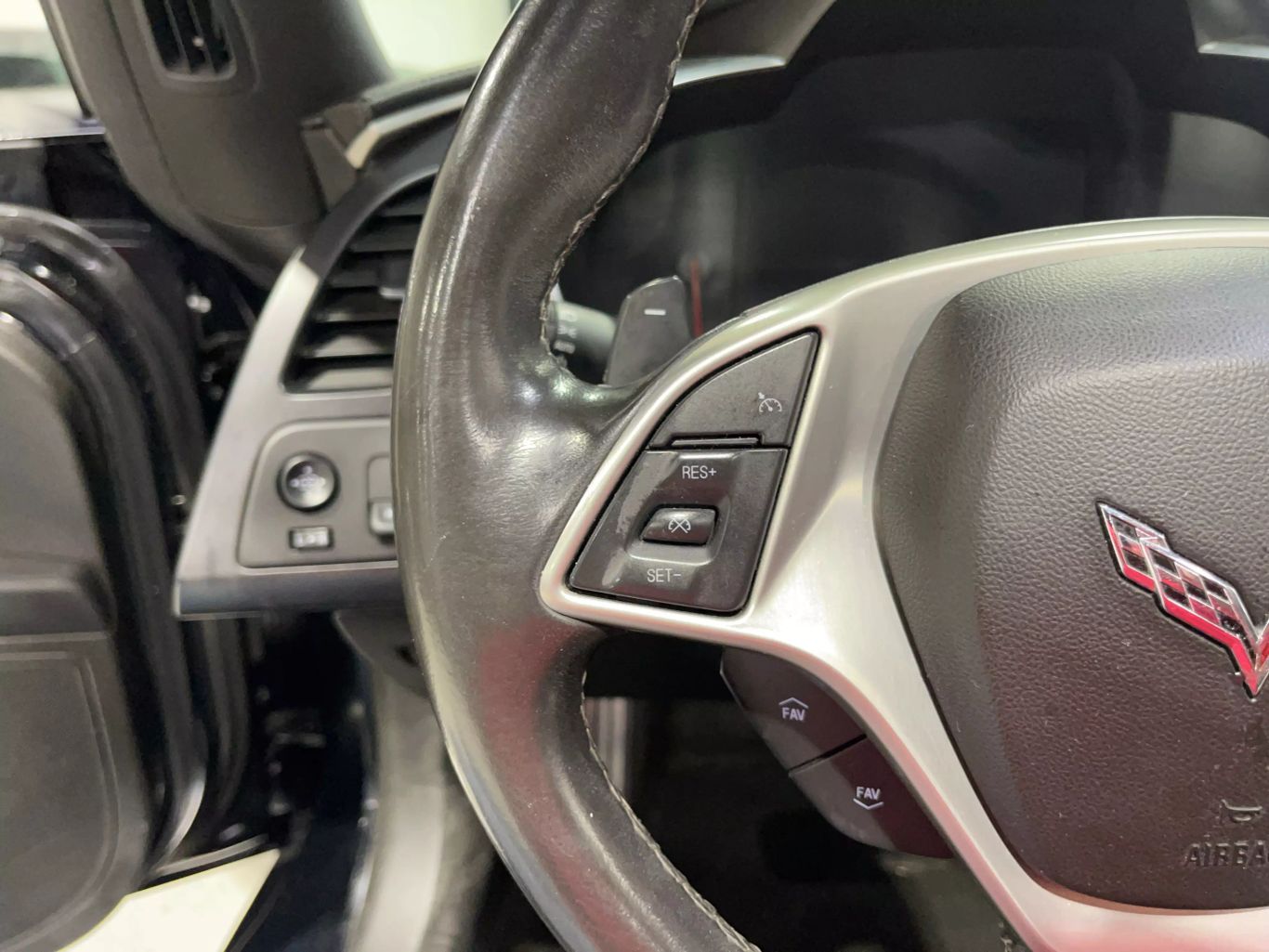 2015 CHEVROLET CORVETTE CONVERTIBLE V8, 6.2 LITER STINGRAY Z51 CONVERTIBLE 2D