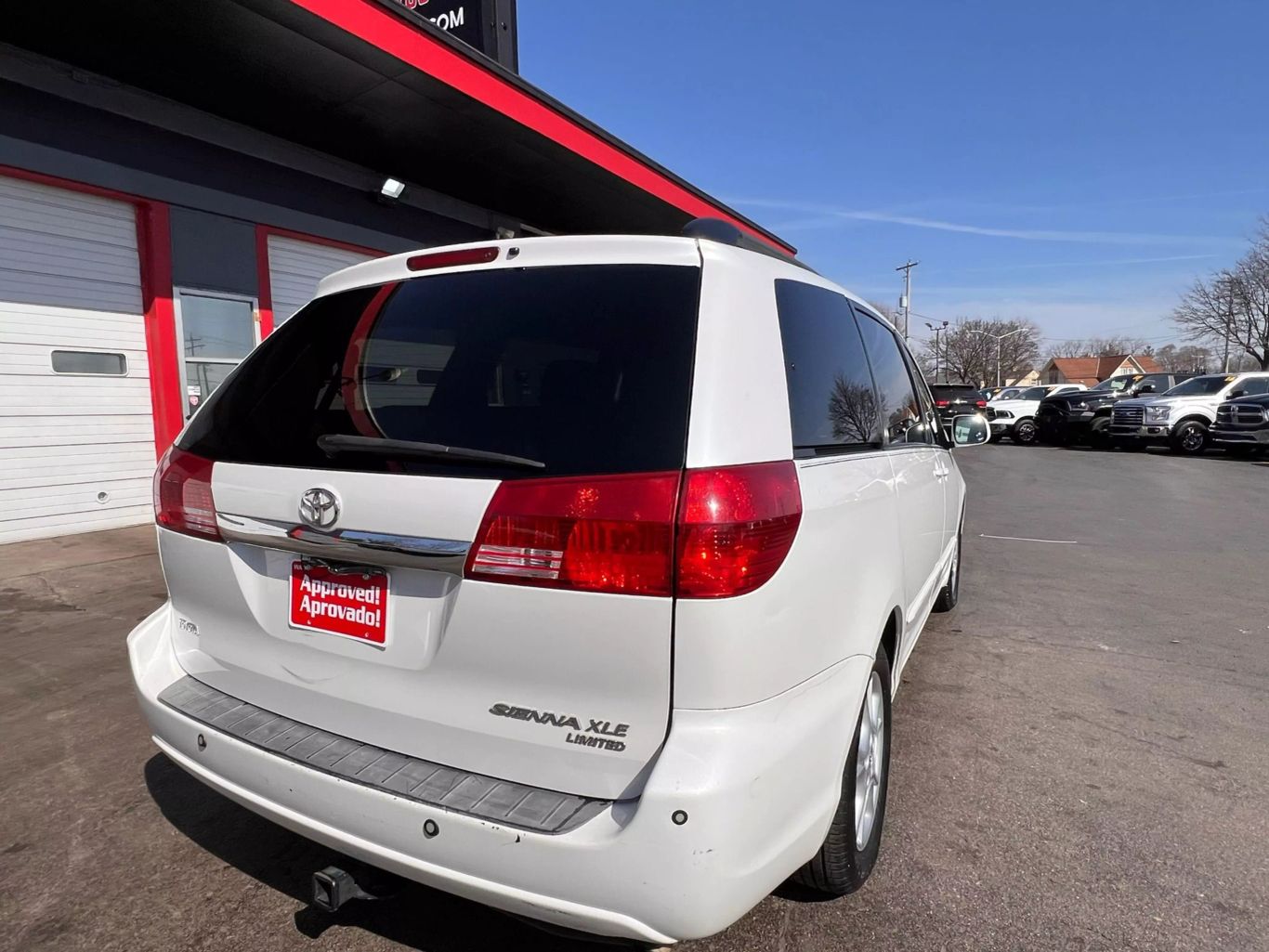 2005 Toyota Sienna - Image 16
