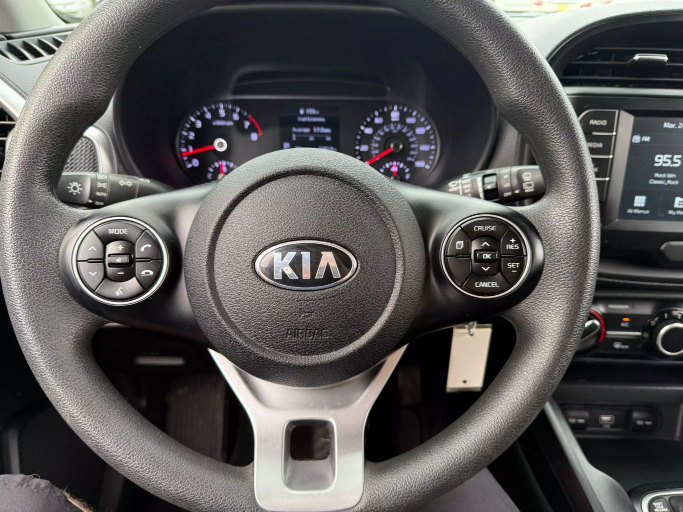 2021 KIA SOUL WAGON 4-CYL, 2.0 LITER LX WAGON 4D