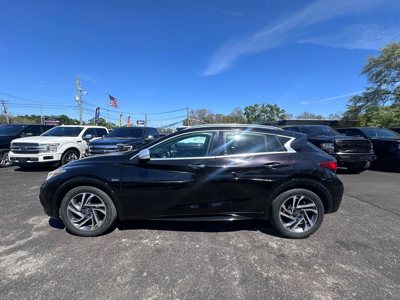 2018 INFINITI QX30 SUV 4-CYL, TURBO, 2.0 LITER PREMIUM SPORT UTILITY 4D - Tampa Motor Cars