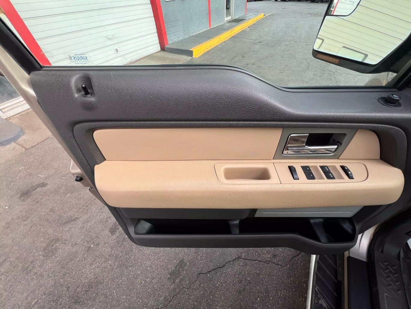 2011 Ford F150 Supercrew Cab - Image 21