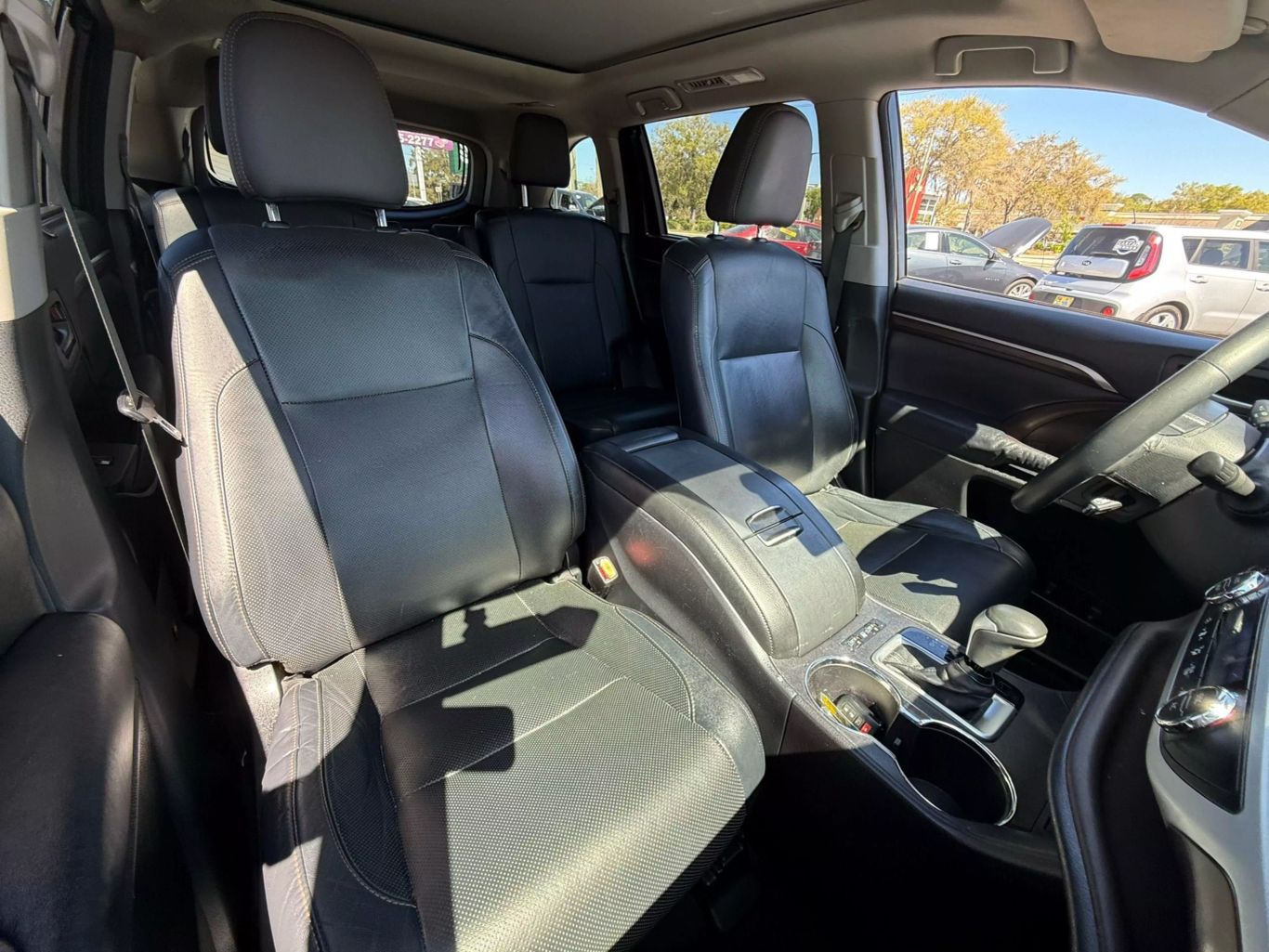 2015 TOYOTA HIGHLANDER SUV V6, 3.5 LITER LIMITED SPORT UTILITY 4D
