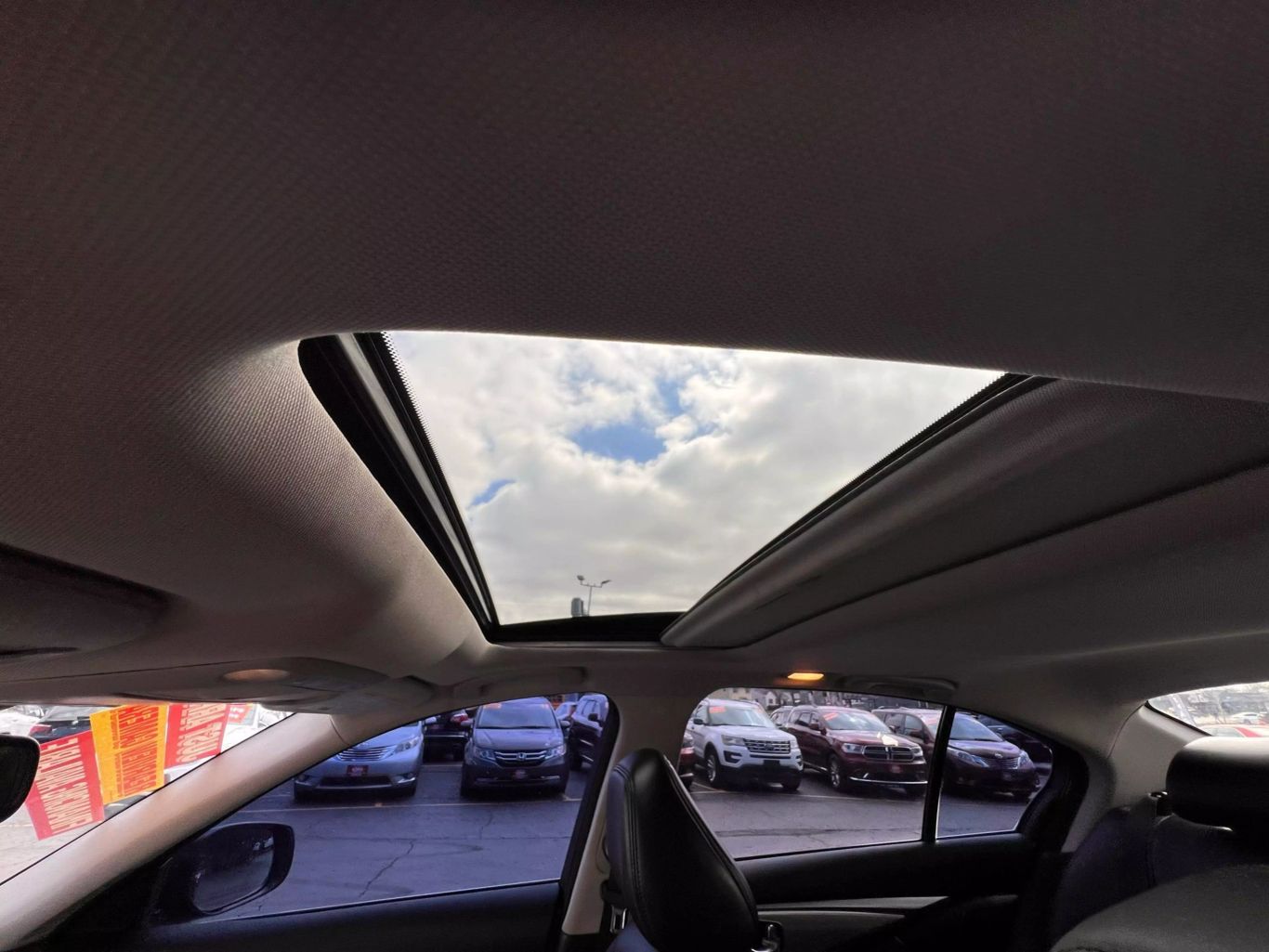 2020 Infiniti Q50 - Image 26