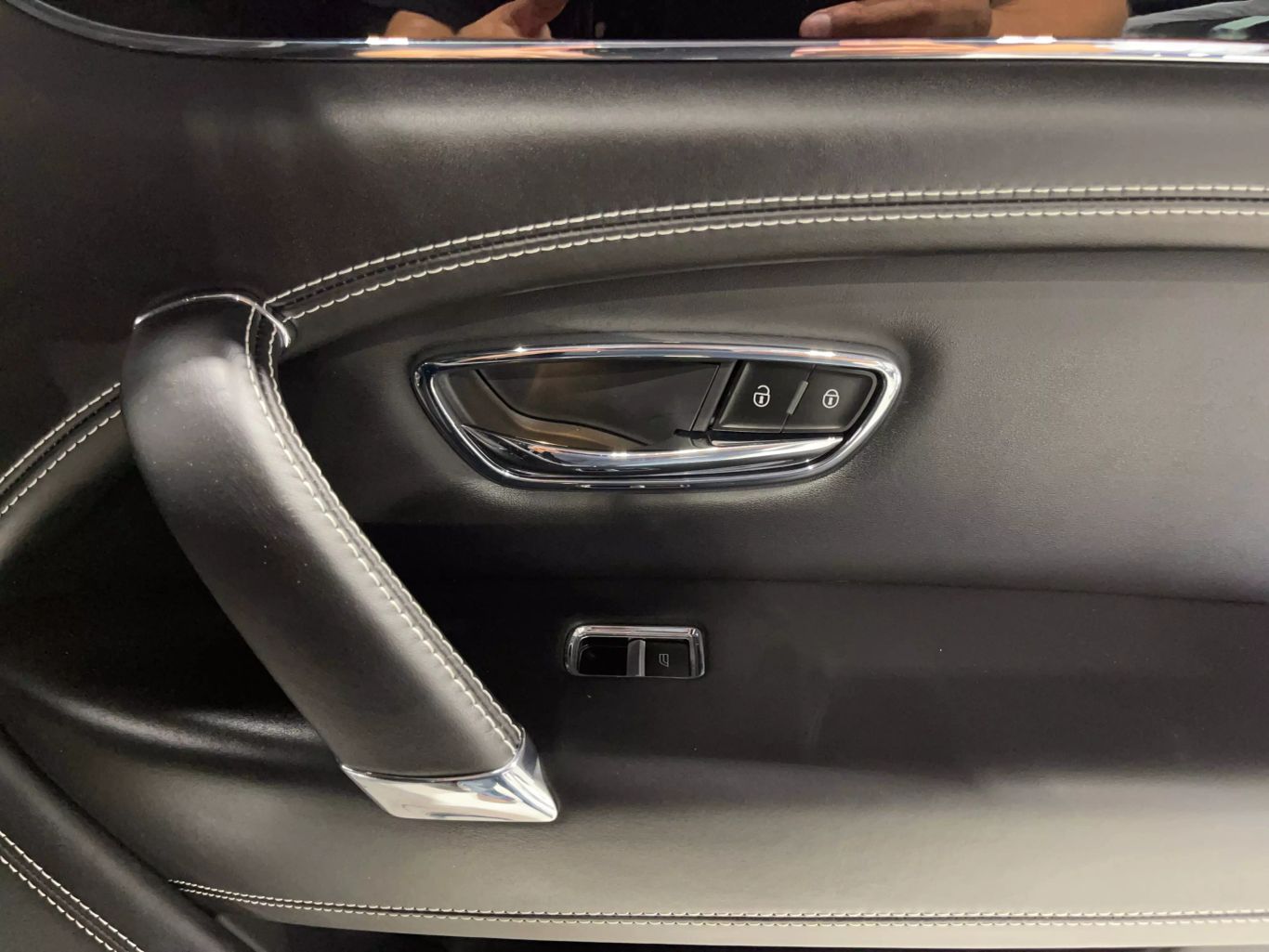 2019 BENTLEY BENTAYGA SUV V8, TWIN TURBO, 4.0 LITER V8 SPORT UTILITY 4D
