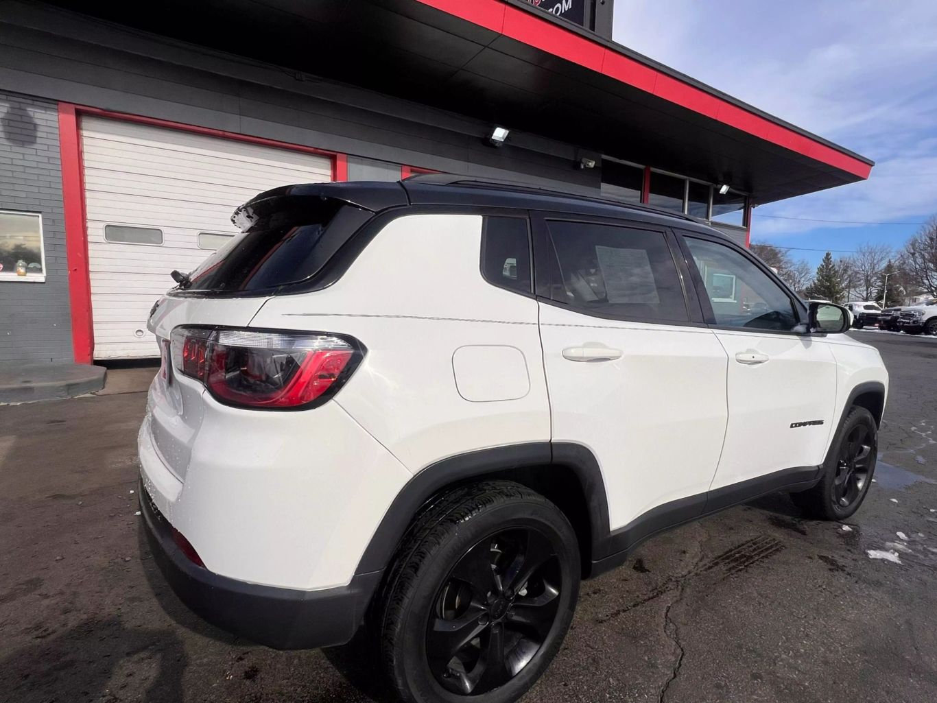 2021 Jeep Compass - Image 16
