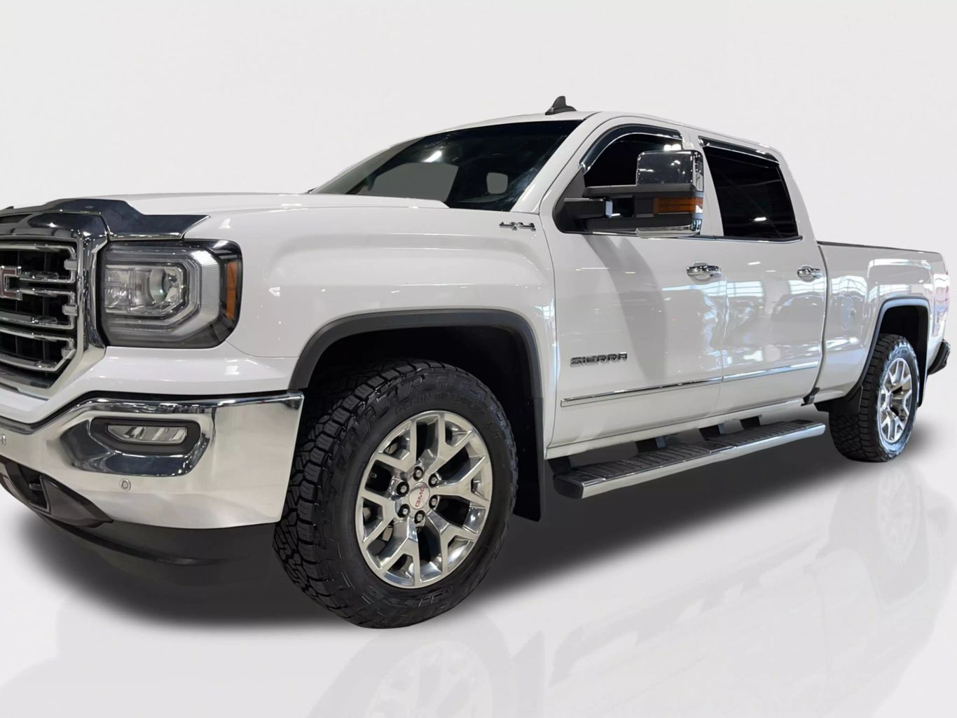2017 GMC SIERRA 1500 CREW CAB PICKUP V8, ECOTEC3, 6.2 LITER SLT PICKUP 4D 5 3/4 FT