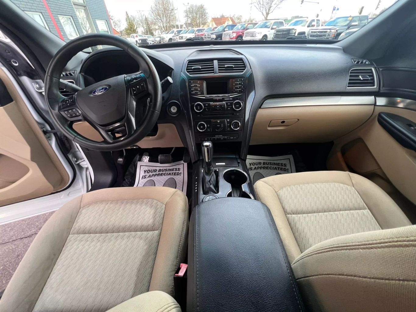 2016 Ford Explorer - Image 23