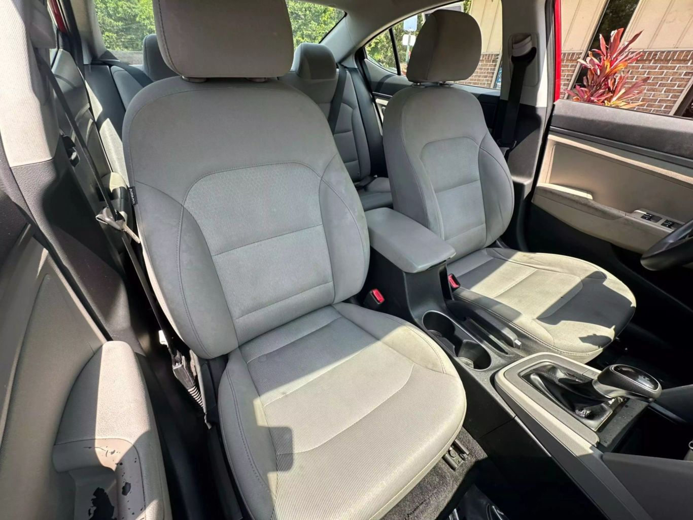 2018 HYUNDAI ELANTRA SEDAN 4-CYL, SULEV, 2.0 LITER LIMITED SEDAN 4D