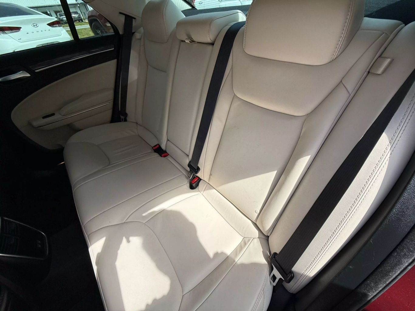 2017 CHRYSLER 300 SEDAN V6, 3.6 LITER 300 LIMITED SEDAN 4D