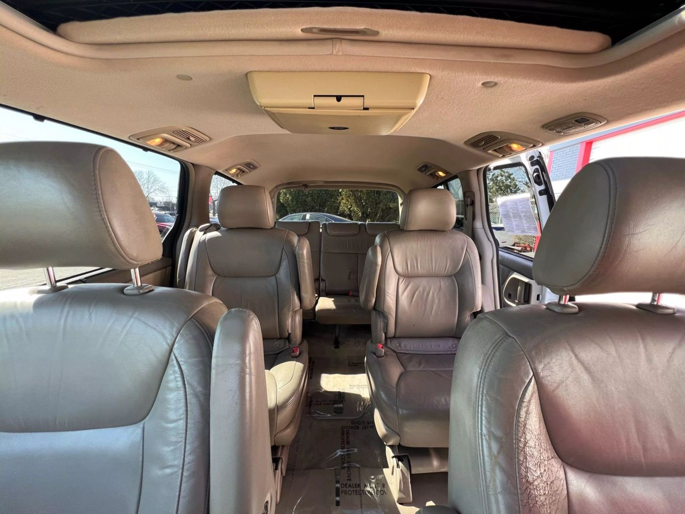 2005 Toyota Sienna - Image 20