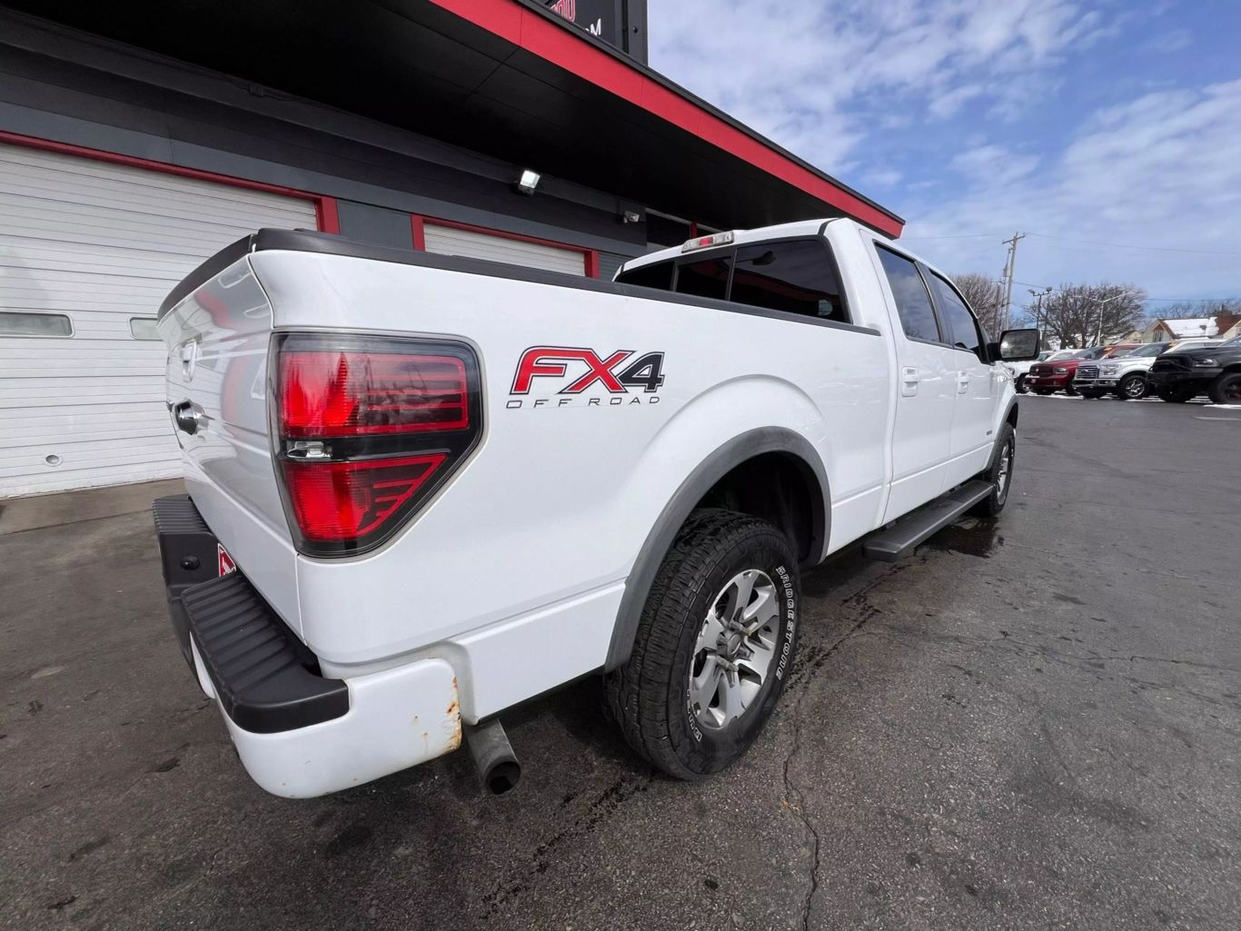 2014 Ford F150 Supercrew Cab - Image 12