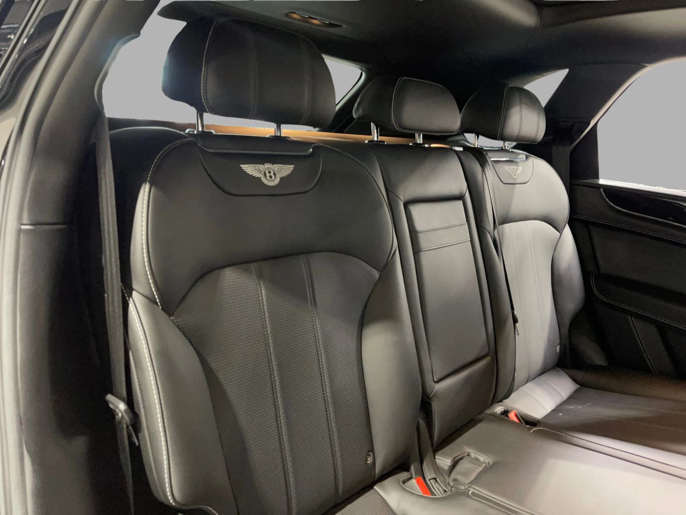 2019 BENTLEY BENTAYGA SUV V8, TWIN TURBO, 4.0 LITER V8 SPORT UTILITY 4D