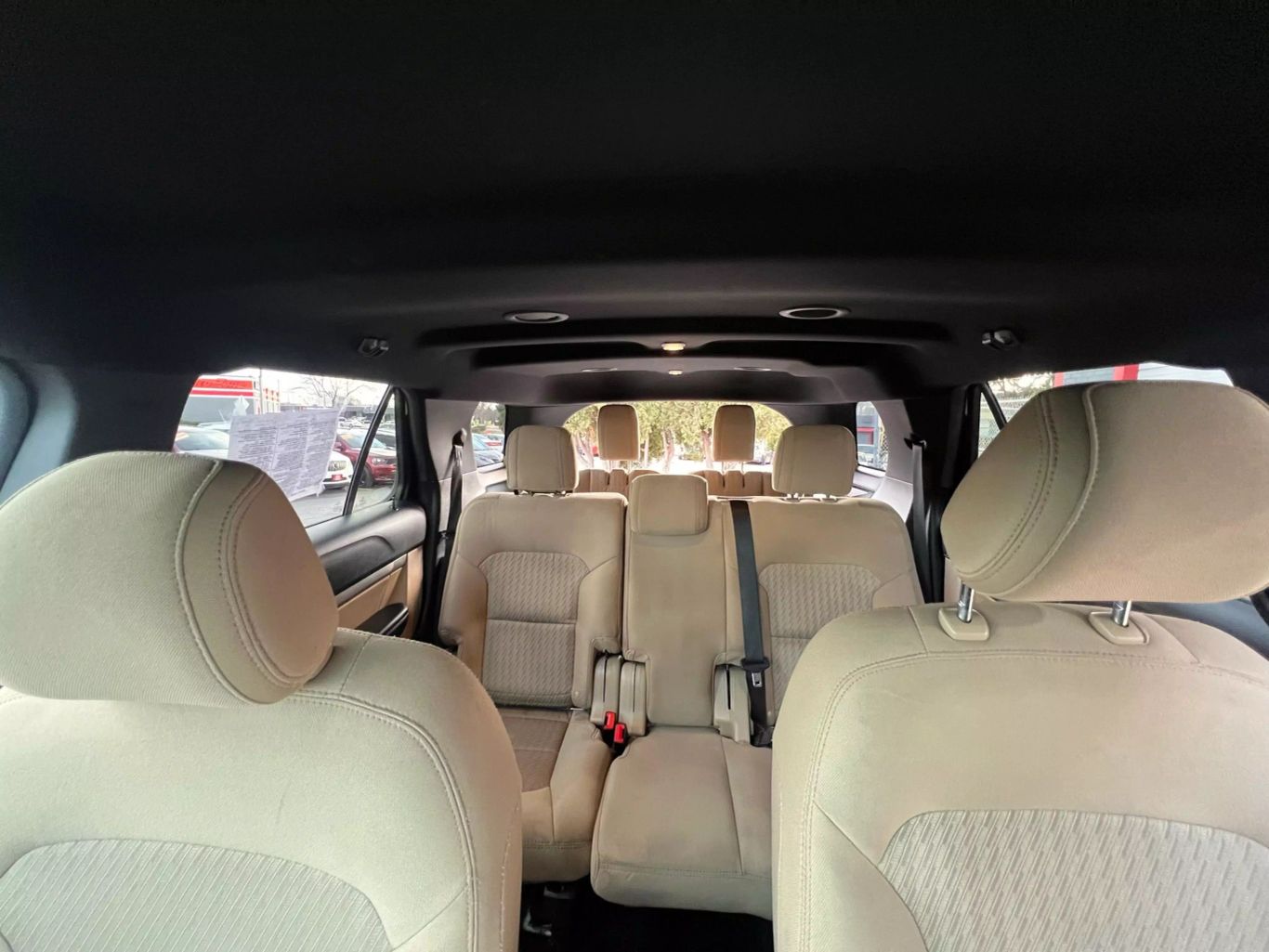 2016 Ford Explorer - Image 21