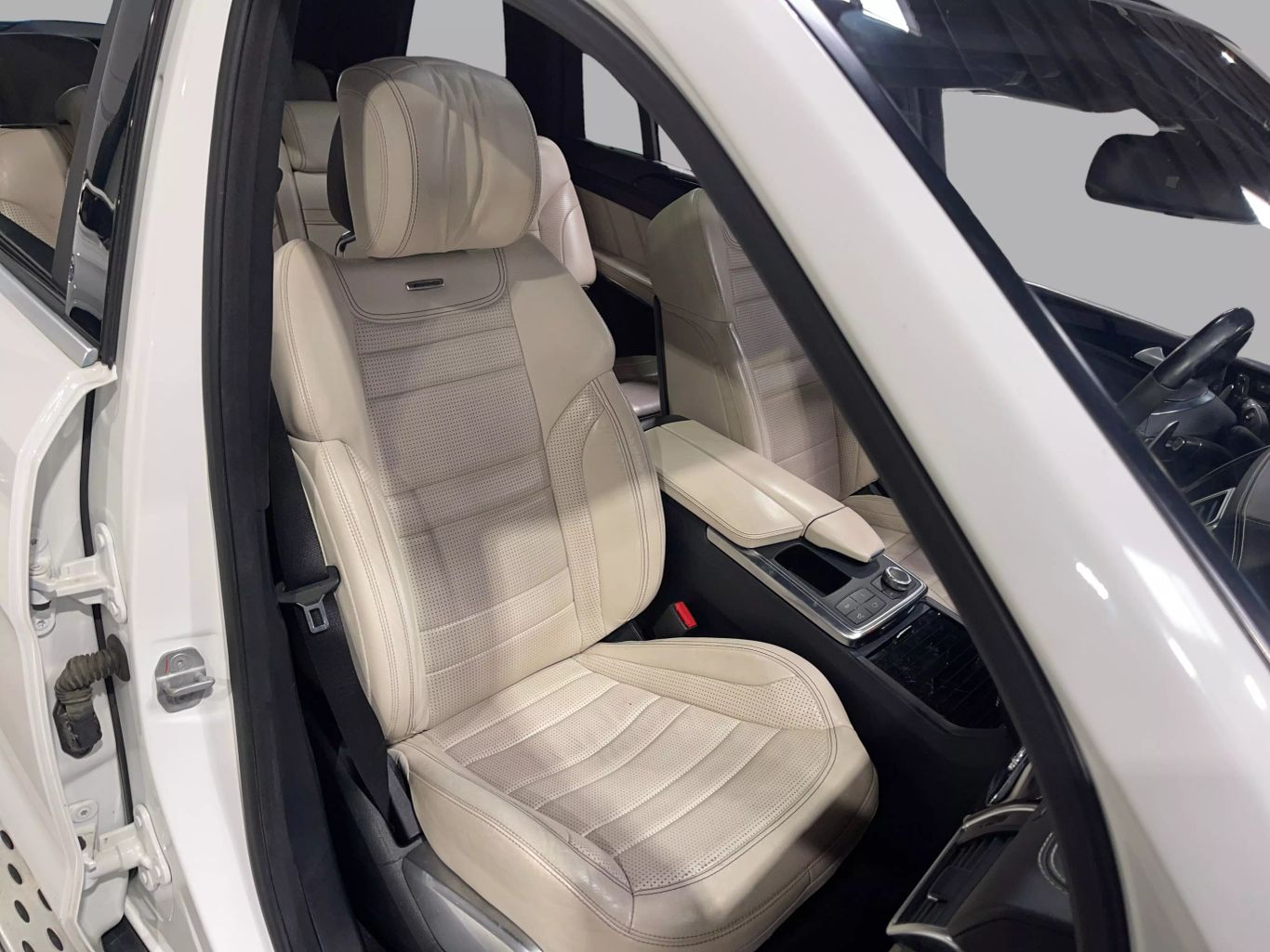 2016 MERCEDES-BENZ GL-CLASS SUV V8, TWIN TURBO, 5.5L GL 63 AMG SPORT UTILITY 4D