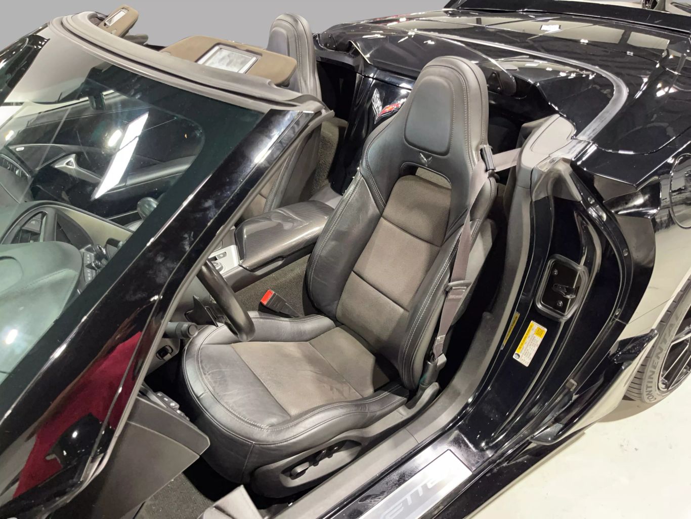 2015 CHEVROLET CORVETTE CONVERTIBLE V8, 6.2 LITER STINGRAY Z51 CONVERTIBLE 2D
