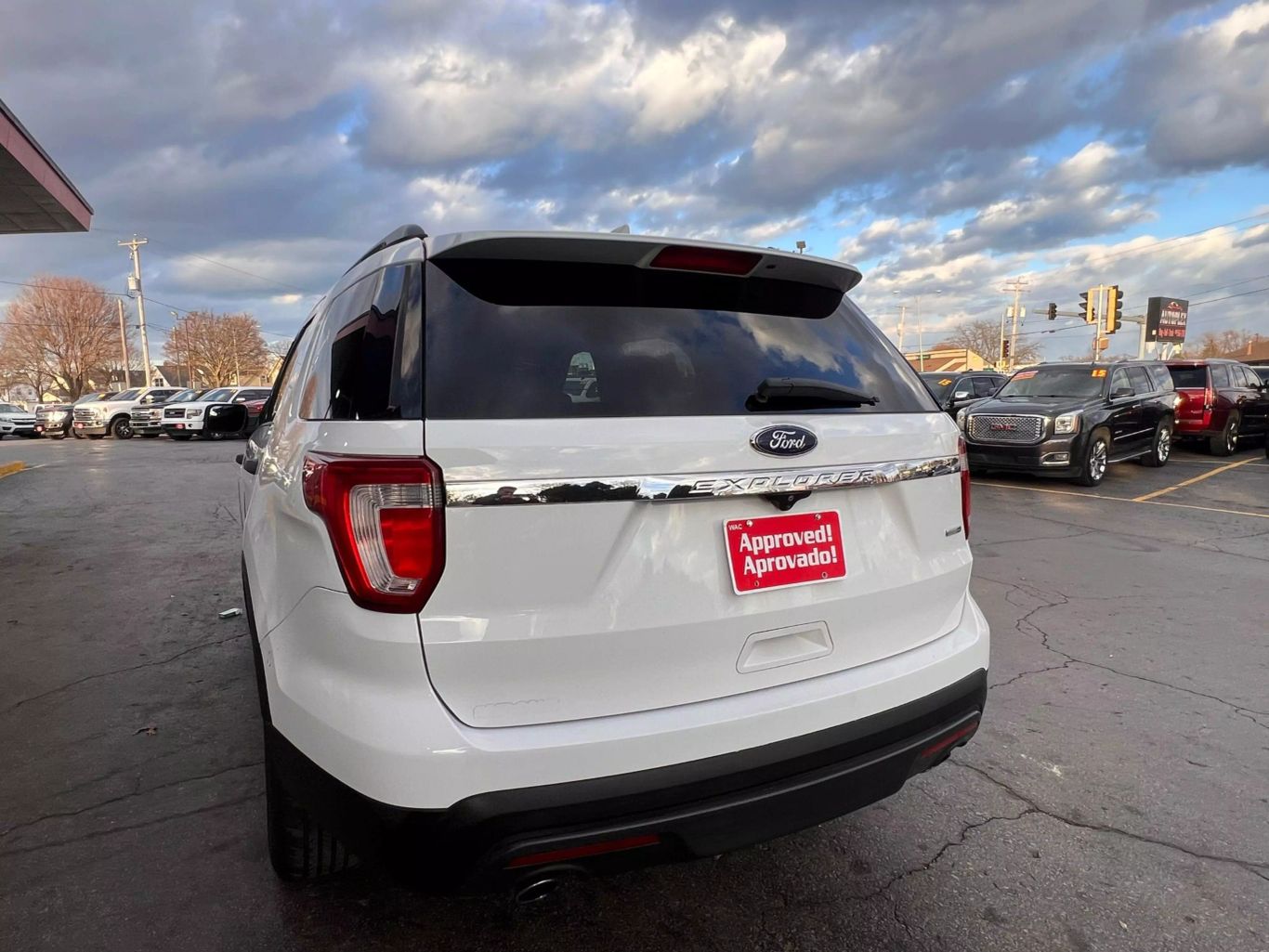 2016 Ford Explorer - Image 14