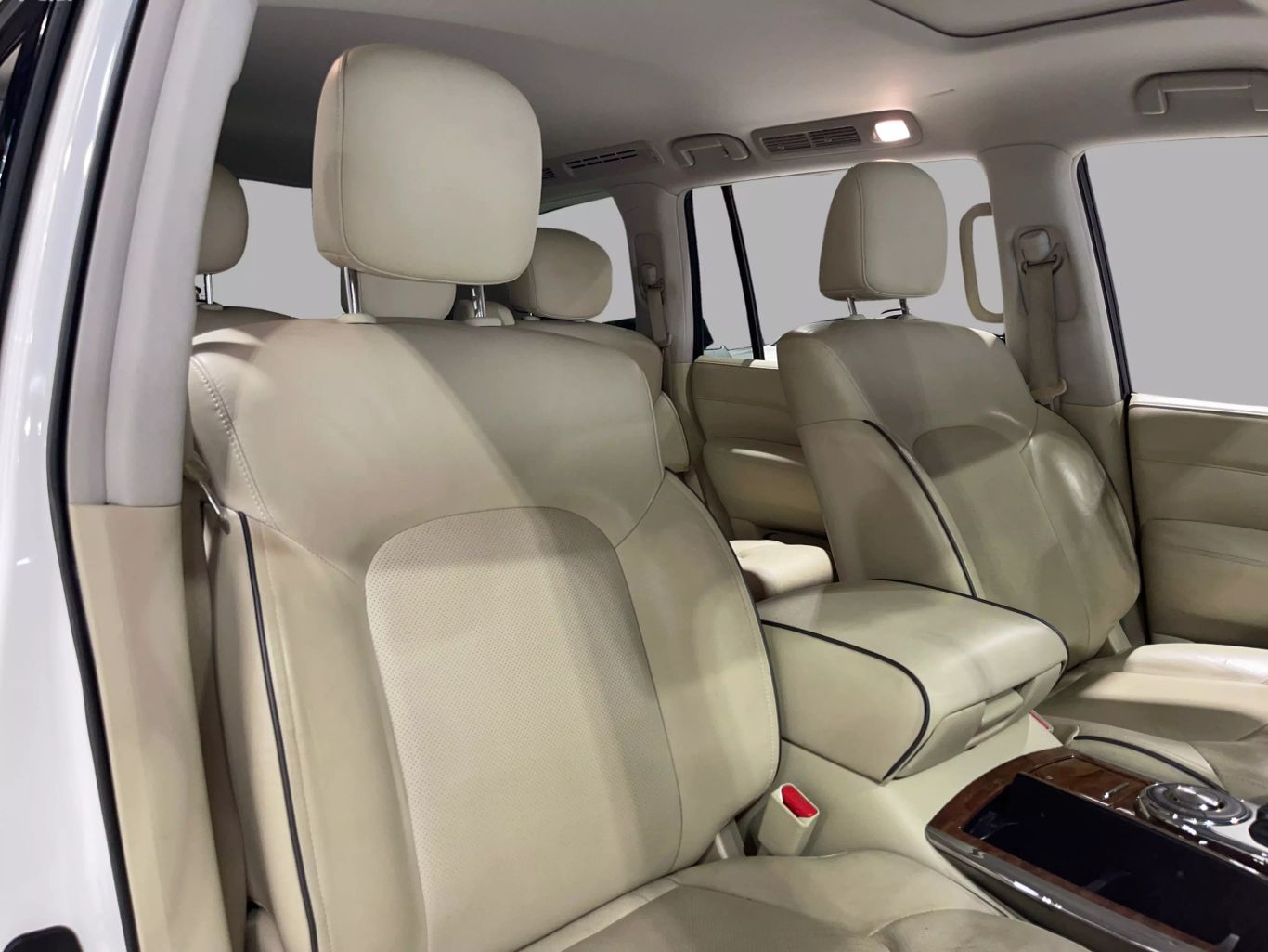 2019 INFINITI QX80 SUV V8, 5.6 LITER LUXE SPORT UTILITY 4D