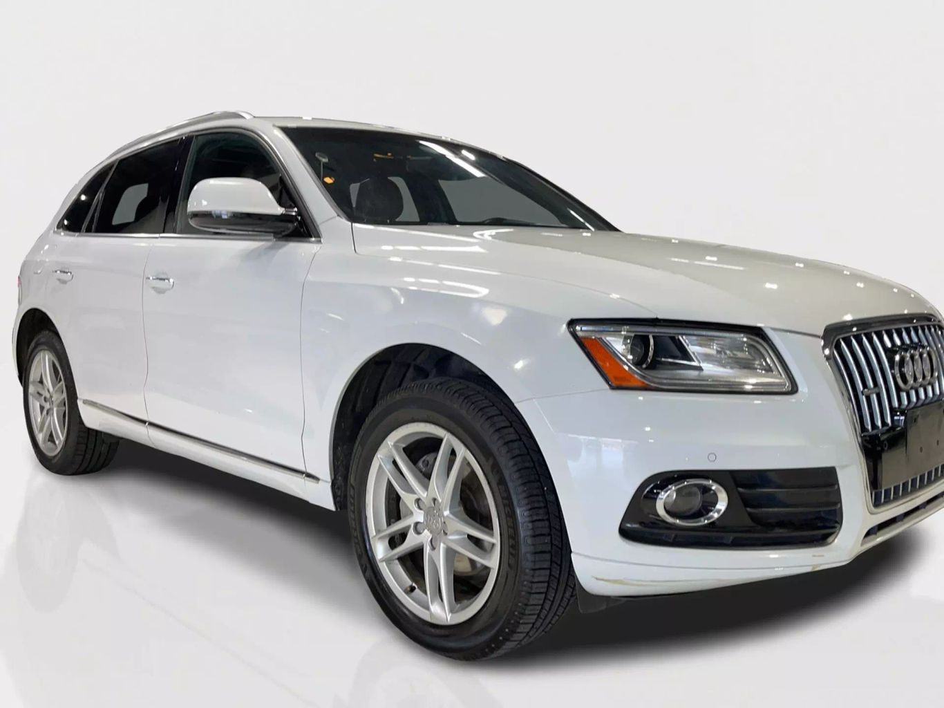 2015 AUDI Q5 SUV 4-CYL, TURBO, 2.0 LITER 2.0T PREMIUM PLUS SPORT UTILITY 4D