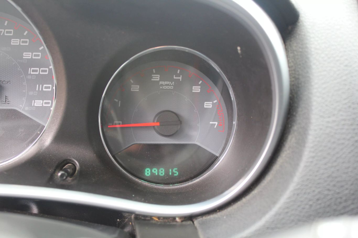 2014 Dodge Avenger Se Sedan 4d - Image 21