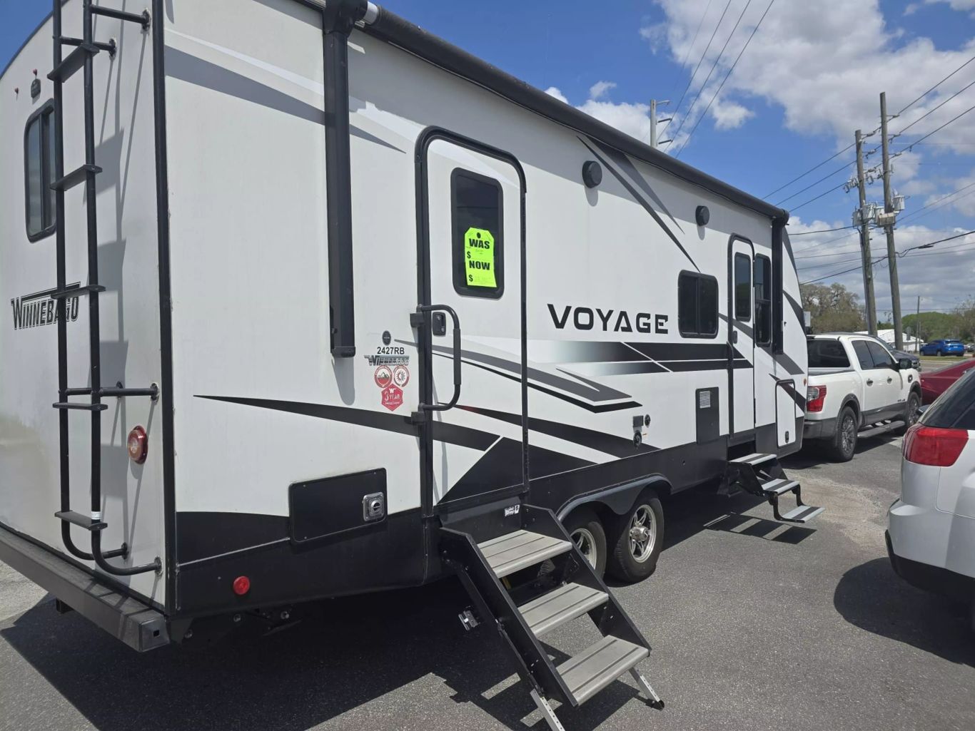 2021 WINNEBAGO VOYAGE - - 2427RB
