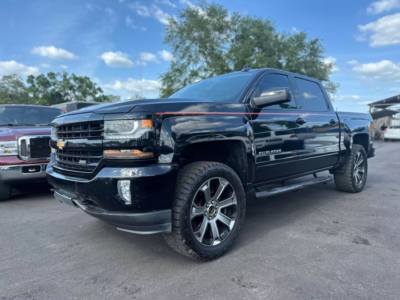 2018 CHEVROLET SILVERADO 1500 CREW CAB PICKUP V8, ECOTEC3, 5.3 LITER Z71 LT PICKUP 4D 5 3/4 FT - Tampa Motor Cars