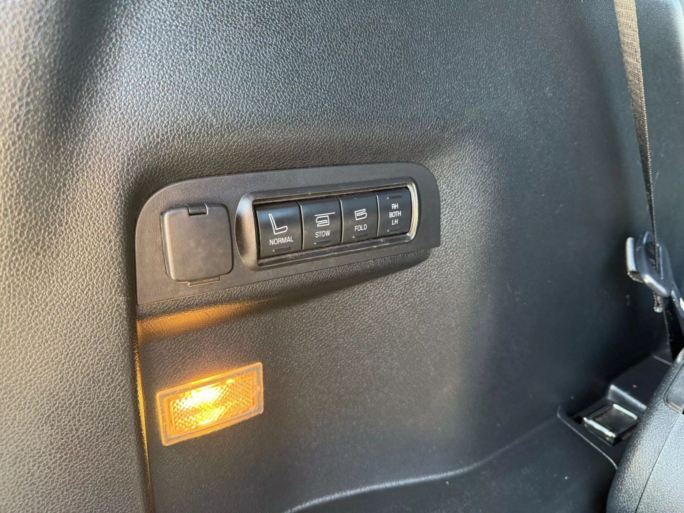 2018 FORD EXPLORER SUV V6, 3.5 LITER LIMITED SPORT UTILITY 4D