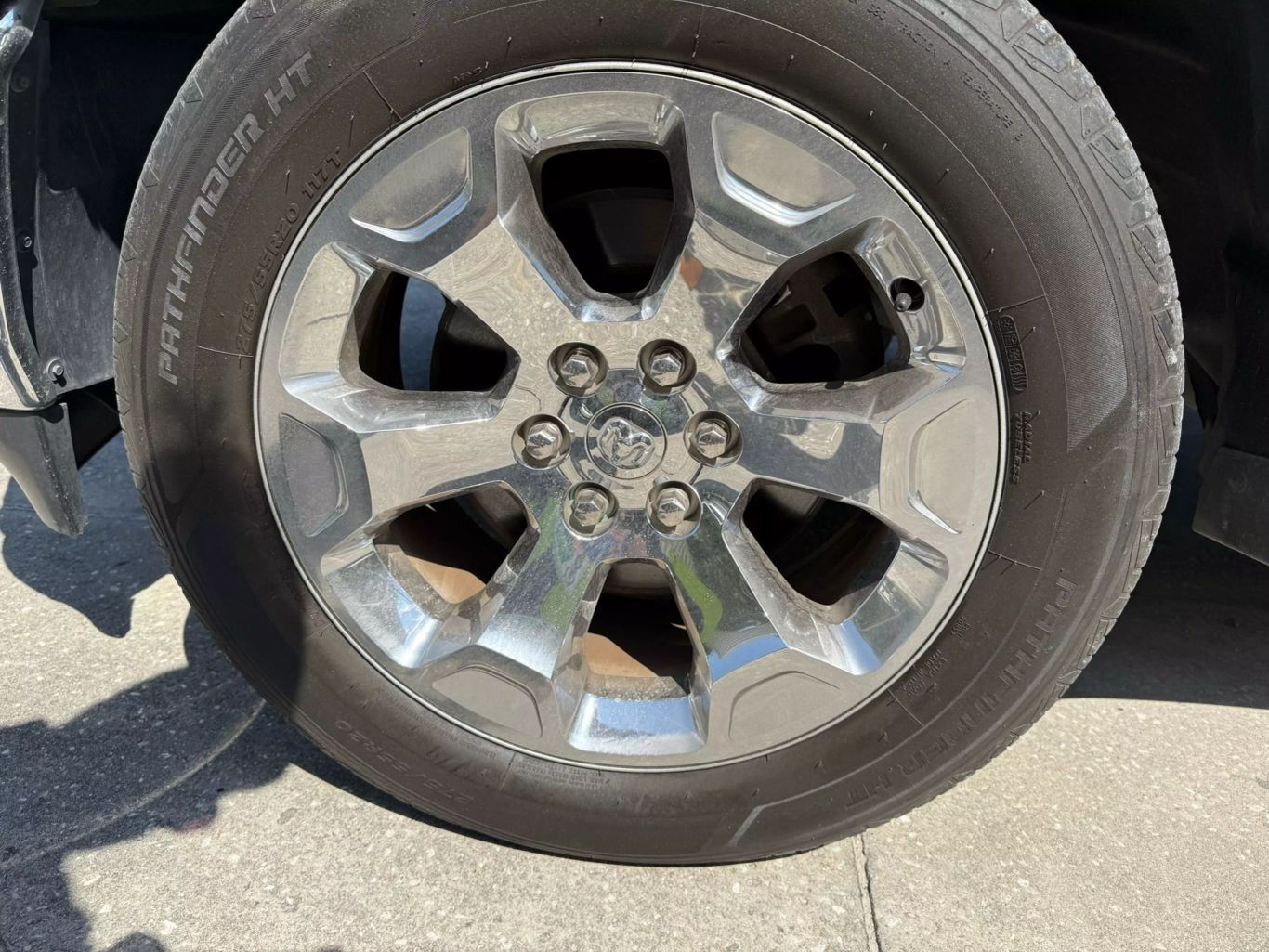 2019 RAM 1500 CREW CAB PICKUP V8, HEMI, ETORQUE, 5.7 LITER BIG HORN PICKUP 4D 6 1/3 FT