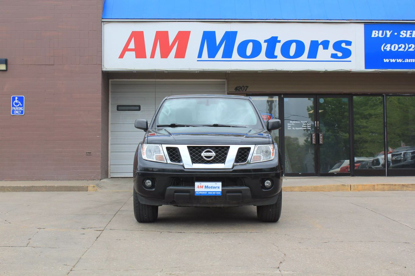 2021 Nissan Frontier Crew Cab Sv Pickup 4d 5 Ft - Image 2