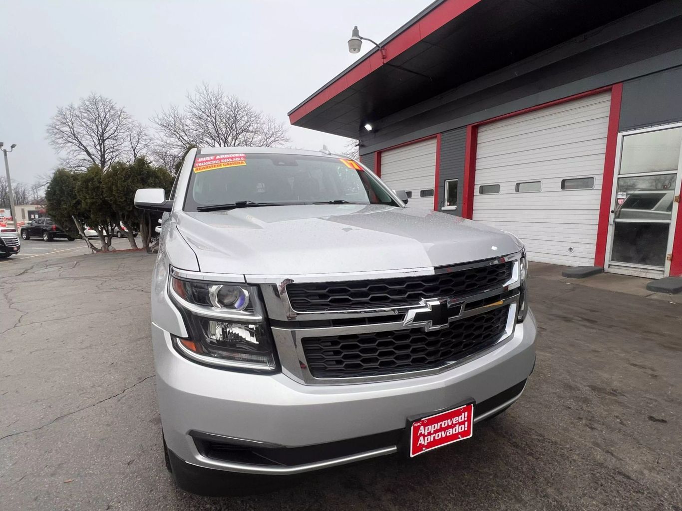 2017 Chevrolet Tahoe - Image 4