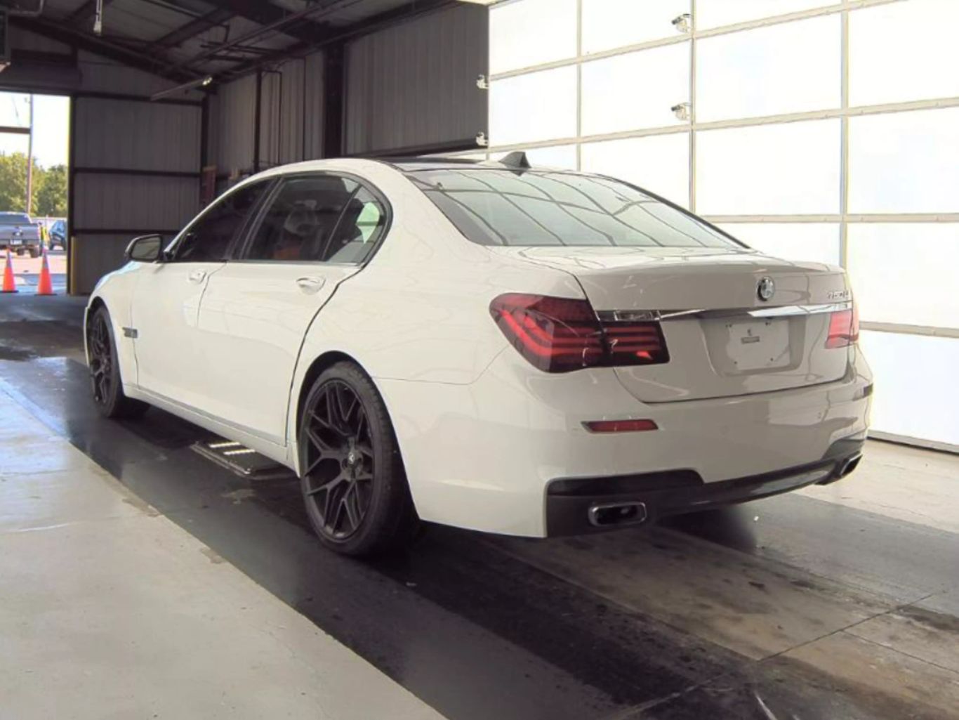 2015 BMW 7 SERIES SEDAN V8, TWIN TURBO, 4.4 LITER 750LI SEDAN 4D