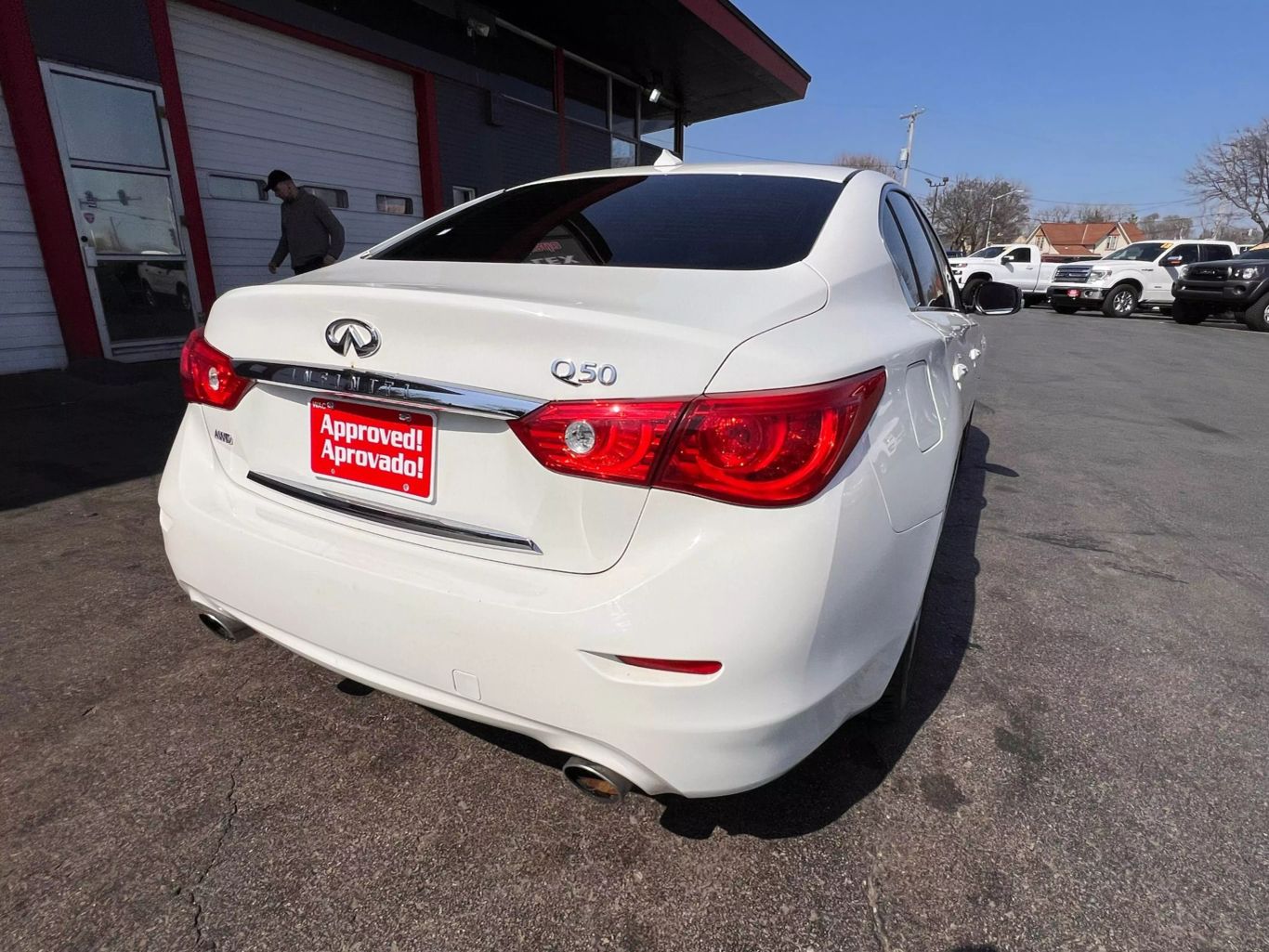 2017 Infiniti Q50 - Image 13