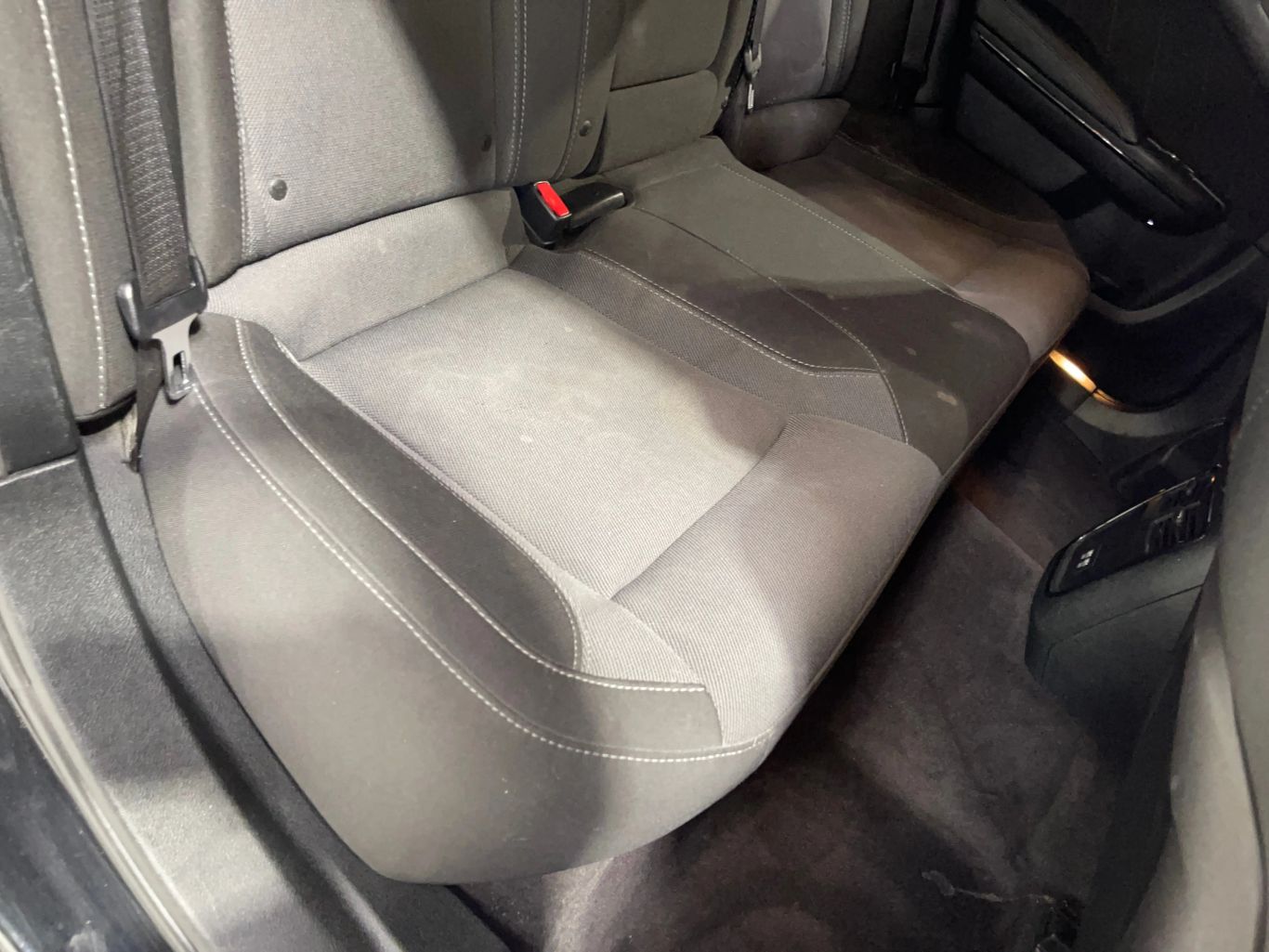 2016 DODGE CHARGER SEDAN V8, HEMI, 5.7 LITER R/T SEDAN 4D