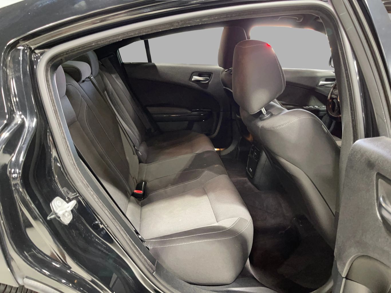 2016 DODGE CHARGER SEDAN V8, HEMI, 5.7 LITER R/T SEDAN 4D