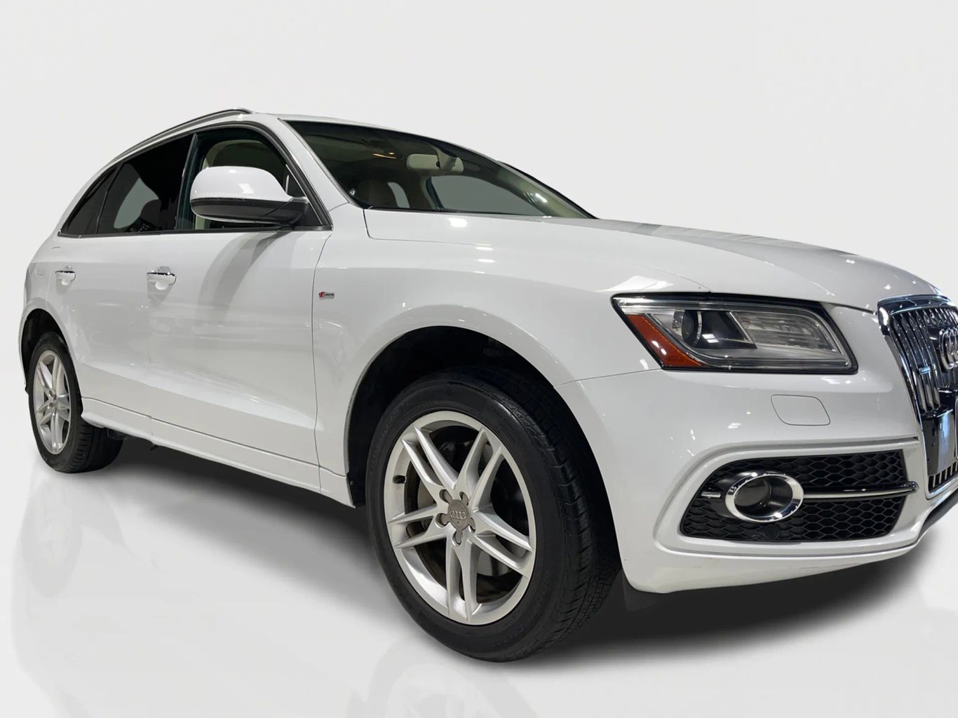 2015 AUDI Q5 SUV V6, SPRCHRGD, 3.0L 3.0T PREMIUM PLUS SPORT UTILITY 4D