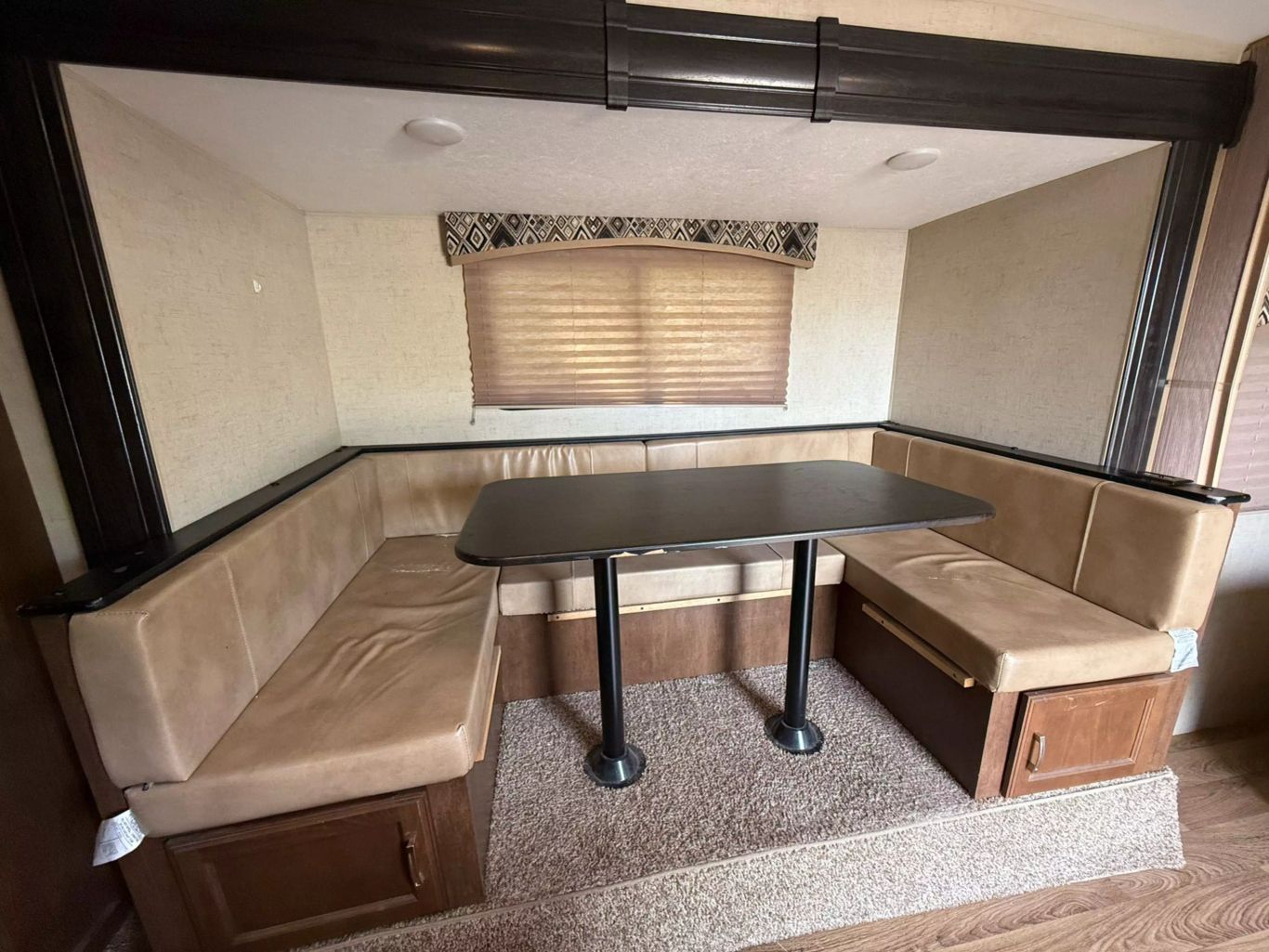 2018 VENTURE RV SONIC - - SN220VRB