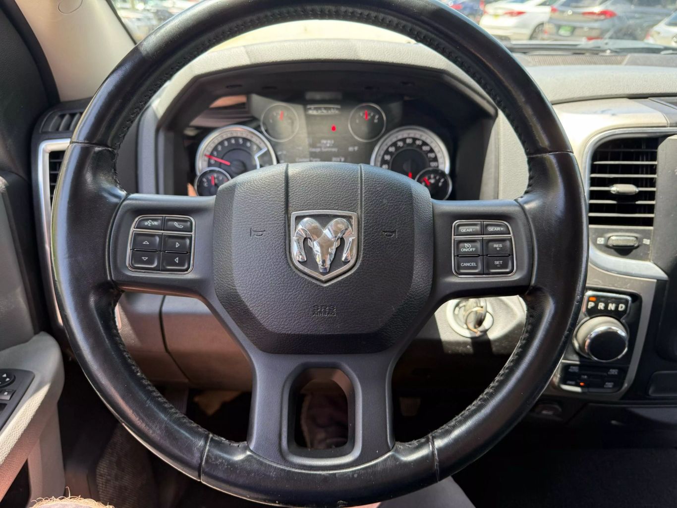 2019 RAM 1500 CLASSIC CREW CAB PICKUP V8, HEMI, 5.7 LITER BIG HORN PICKUP 4D 5 1/2 FT