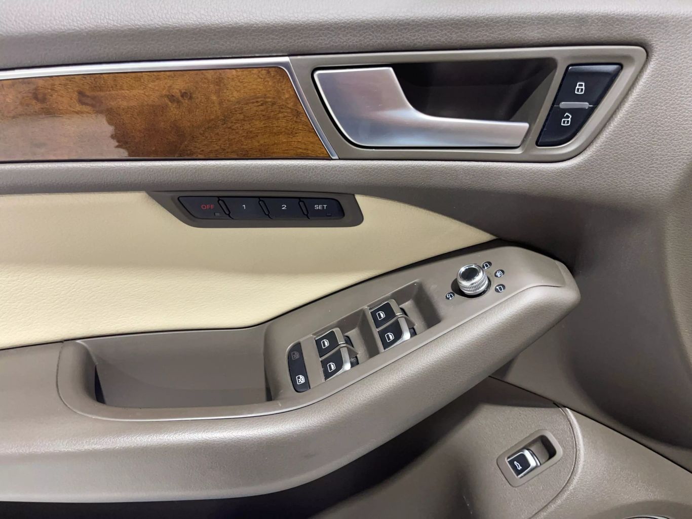 2015 AUDI Q5 SUV V6, SPRCHRGD, 3.0L 3.0T PREMIUM PLUS SPORT UTILITY 4D