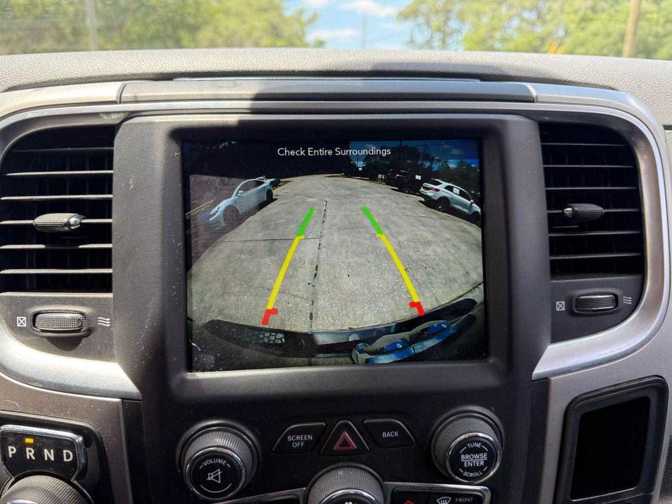 2019 RAM 1500 CLASSIC CREW CAB PICKUP V8, HEMI, 5.7 LITER BIG HORN PICKUP 4D 5 1/2 FT
